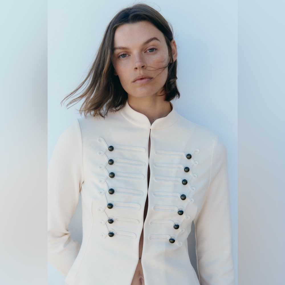 NWT H&M Crepe Jersey Jacket in Cream